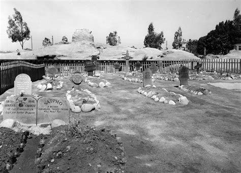 Nostalgia on Wheels: Knott's Berry Farm Photo History - 1940's - Early 1960's