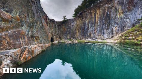 Death 'accidental' in Blue Lake quarry jump in Gwynedd - BBC News