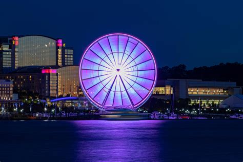 Ferris Wheel at National Harbor, Maryland : r/pics