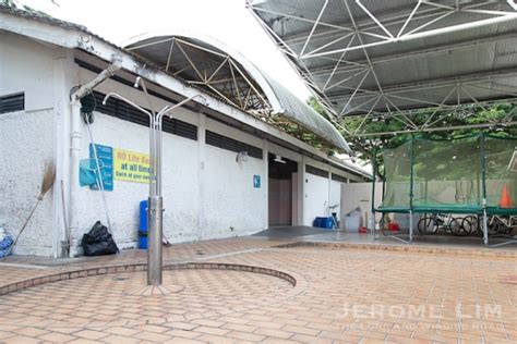 Parting Glances: Farrer Park Swimming Complex | The Long and Winding Road