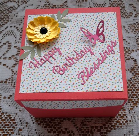 Cricut Fun!: Explosion Box-A Lighted Birthday Cake