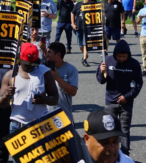 Teamsters Picket Amazon on Both Coasts in Expanding Strike - International Brotherhood of Teamsters