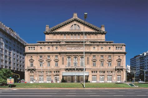 Buenos Aires: Visit To Colon Theater & Malba Museum Walking Tour | experitour.com