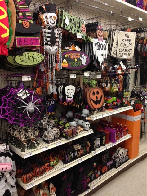 30 Dollar Store Halloween Decorations Ideas - Decoration Love