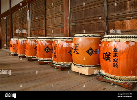 Drums drum drumming hi-res stock photography and images - Alamy