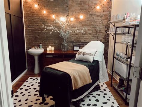 esthetician spa room ideas - Lyndon Hearn