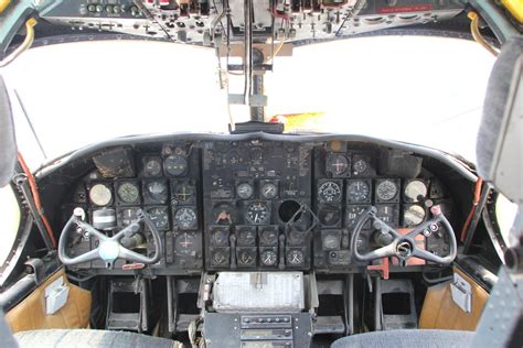 Palm Springs Air Museum: Grumman C1A Trader - Cockpit | Flickr