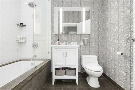 A Guide to Small Bathroom Renovations in Houston | LaptrinhX / News