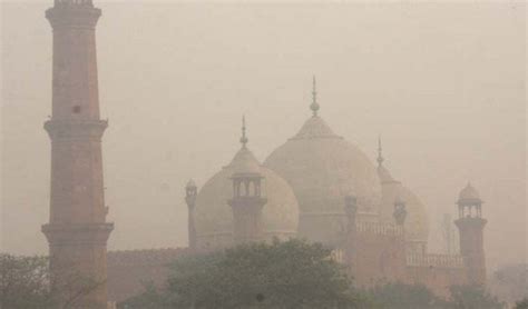 China lists reasons behind smog in Lahore, present credible solutions