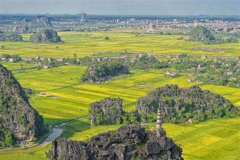 Ninh Binh | In the Ninh Binh Area (City in the background) y… | Flickr