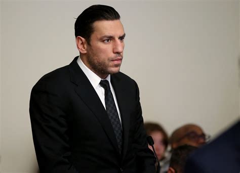 Prosecutors drop domestic violence charge against Boston Bruins' Milan Lucic | The Independent