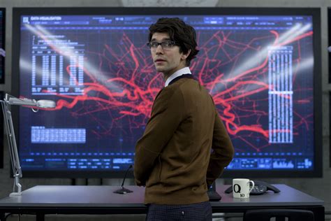 Ben Whishaw als Q in Skyfall. | Ben whishaw, James bond skyfall, James bond movies