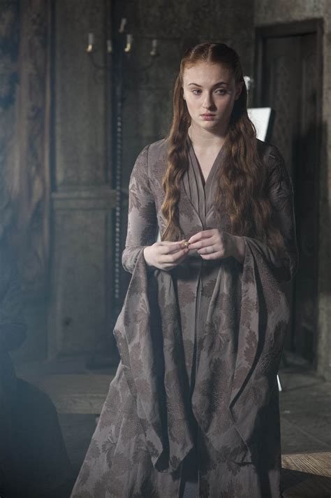 SEASON 4 - Episode 8 | How Sansa's Development Is Mirrored in Her ...