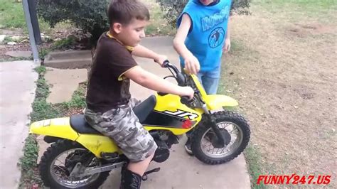 Motorcycle Racing Videos For Kids / Kids Motorbike Leather Racing Suit ...