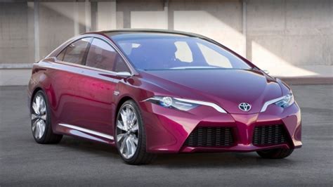 Toyota aims for 5.5 million electrified vehicle sales per year by 2030 ...