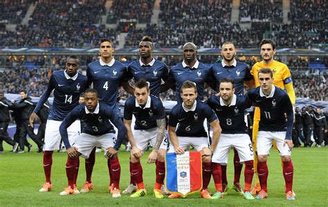 Equipe de france de football | Arts et Voyages