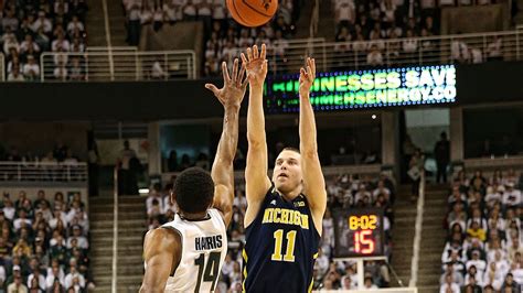 College basketball Saturday: Michigan's back - SBNation.com