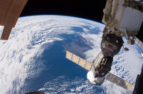 Live HD streaming Of Earth (From The ISS - International Space Station ...