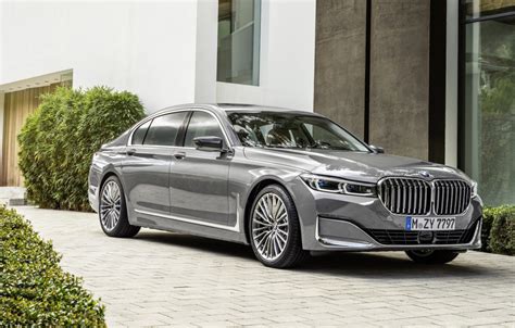 2020 BMW 7-Series and its gaping grille starts at $87,445