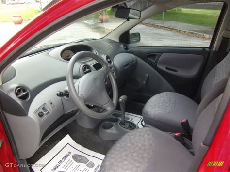 Shadow Gray Interior 2000 Toyota ECHO Sedan Photo #98501823 | GTCarLot.com