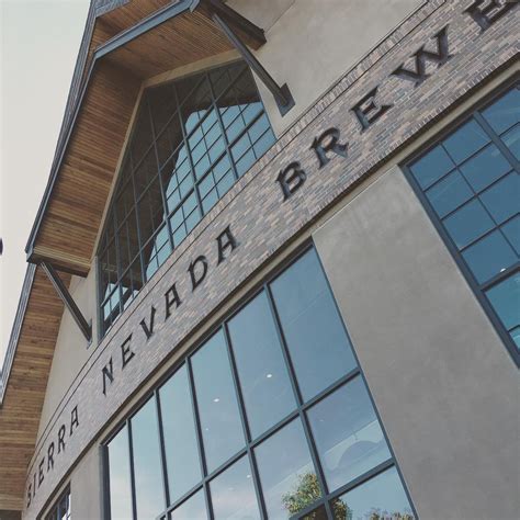 Sierra Nevada Brewery - Unbiased Review w/ Photos