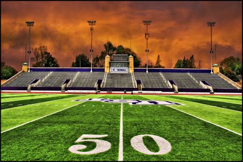 football stadium field 50 yard line - university of st. th… | Flickr