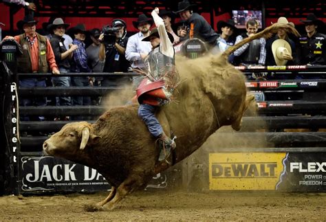 Mason Lowe, professional bull rider, dies after suffering injuries at ...