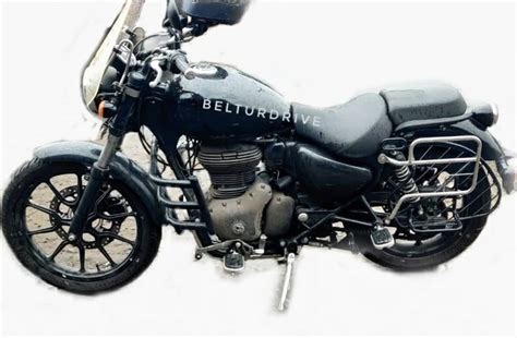 Royal Enfield Meteor 350 with several accessories spied, launch soon