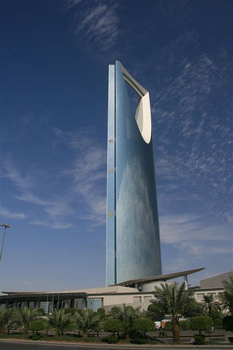 Kingdom Centre (Riyadh, 2002) | Structurae