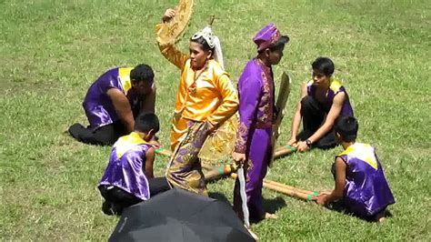 BSPT 2-2 Katutubong Sayaw (Singkil) Kampeon - YouTube