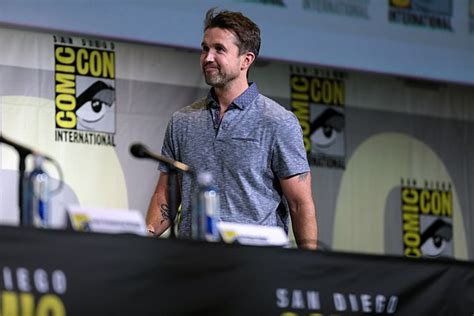 File:Rob McElhenney (28295155670).jpg - Wikipedia