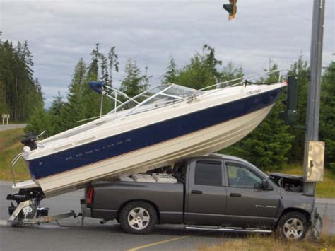 Towing Information: Boat Towing