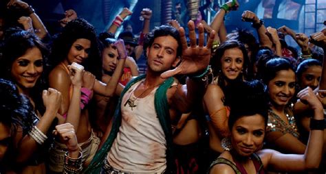 8 ways to add more Bollywood drama into your life - Sapphire Dance