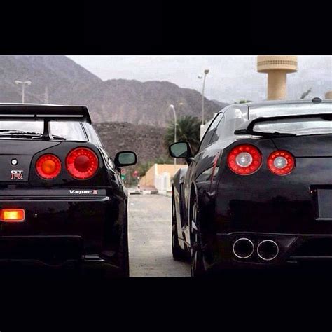 R34 / R35 | robbio887 | Flickr