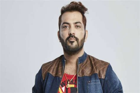 Former Bigg Boss contestant Manu Punjabi features in a song titled Date ...