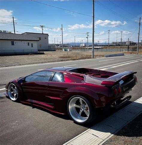 Lamborghini Diablo | Dream cars lamborghini, Slammed cars, Futuristic cars