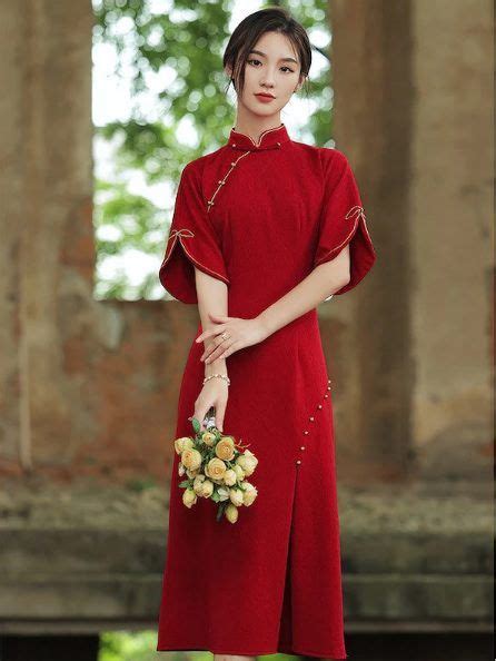 10 Red Cheongsam Dress Styles For Lunar New Year 2022 | Chinese style dress, New years dress ...