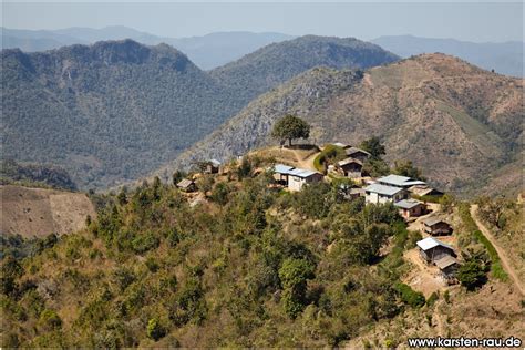 Myanmar (Burma) Photo Gallery by Karsten Rau including Bagan, Mandalay, Golden Rock, Inle Lake ...