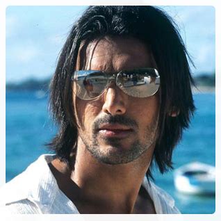 Extream Fashion: John Abraham Hairstyle