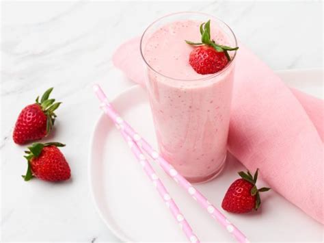 50 Best Smoothie Recipes | Easy Smoothie Ideas | Recipes, Dinners and Easy Meal Ideas | Food Network