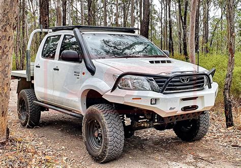 Toyota Hilux N70 11-15 Ambush Triple Hoop Bullbar