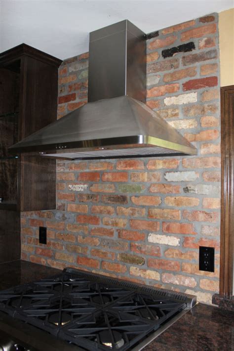 Reclaimed thin brick wall backsplash | Brick Veneer