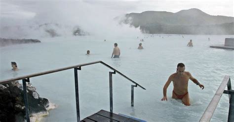 The Blue Lagoon in Iceland closes amid fears of volcanic eruption ...