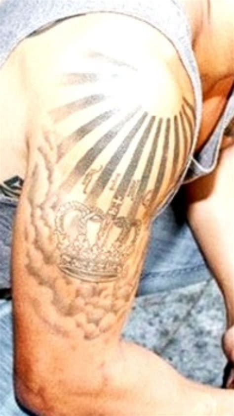 Sun rays | Tattoos for guys, Tattoo designs men, Sun tattoos