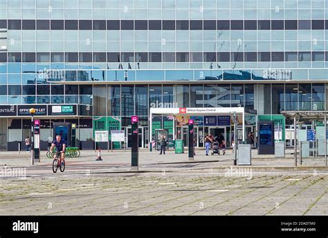 Outside of Milton Keynes Central station Stock Photo - Alamy