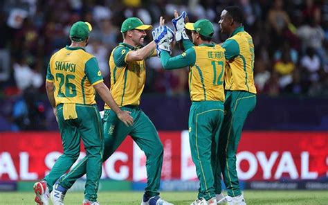 Dale Steyn 'emotional' as South Africa reach maiden World Cup final