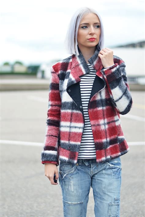 Turn it inside out: OUTFIT: TARTAN WEEKDAY