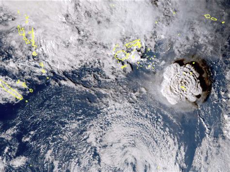 U.S. West Coast and Hawaii are under a tsunami advisory : NPR