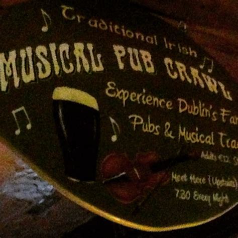 Musical Pub Crawl in Dublin - Tour and Table