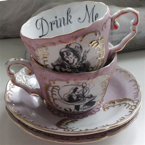 “Alice in Wonderland tea set by Angioletti Designs 💕☕️” Alice Tea Party ...